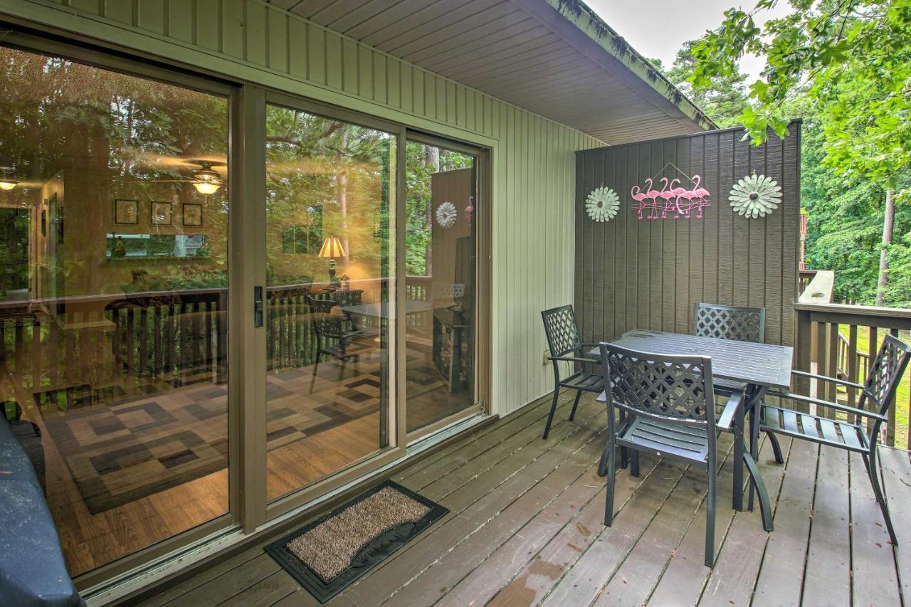 Hot Springs Village Retreat With Deck 3 Mi To Golf! מראה חיצוני תמונה